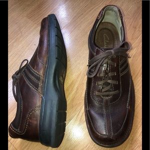 CLARKS Men’s 11 Brown Oxford Tie Front Shoes VGC